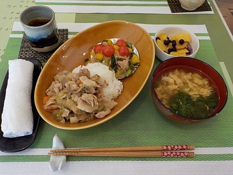 タガヤセ特製、豚のしょうが焼き丼です！
