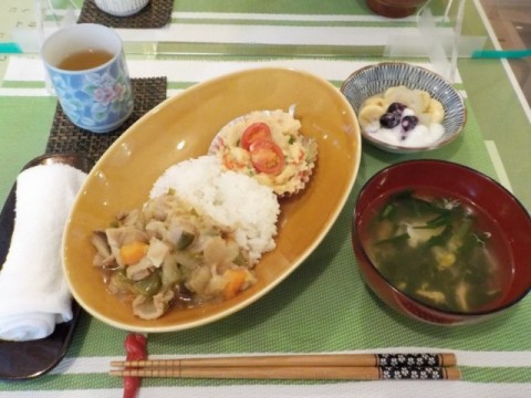 タガヤセ特製、豚肉と白菜の炒め煮です！