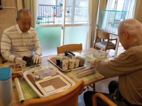 食事準備も着々と！