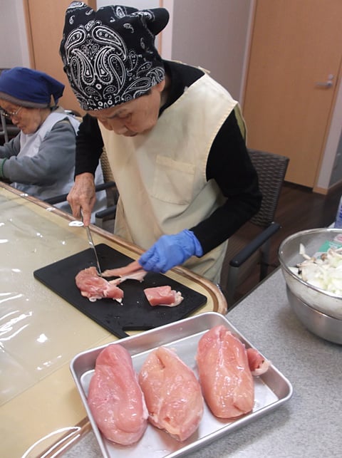 今日のお肉はむね肉を使いしました。