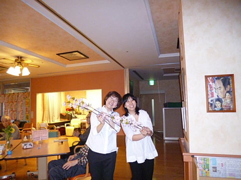 本日のﾌﾟﾚｾﾞﾝﾀｰは職員金子と井関です！