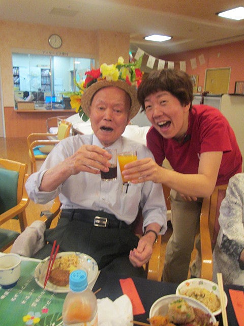 景気よくかんぱ～い！