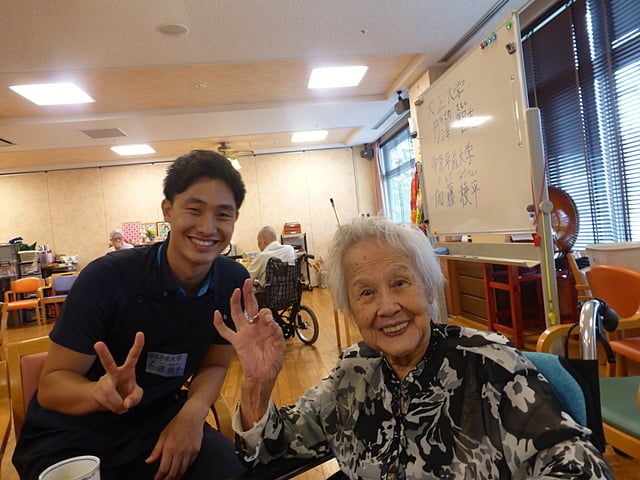 お2人とも素敵な笑顔ですね！！